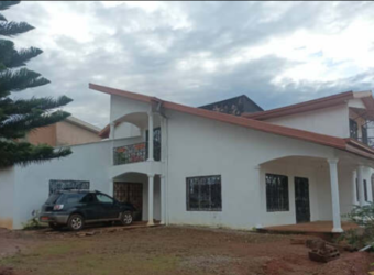 Duplex à vendre, Yaoundé , 100 000 000 FCFA