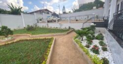 Very nice Duplex with outbuilding for sale in the Maetur biteng district – Yaoundé 200 000 000 CFA