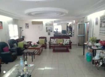 Duplex for sale: Bonamoussadi (250 million FCFA) City: Douala