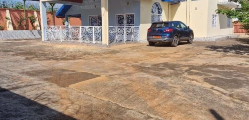 Maison (Villa) à vendre, Yaoundé , 150 000 000 Fcfa