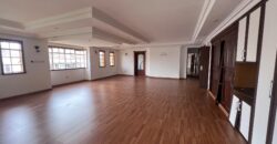 5 Bedroom House for Sale in Runda 90000000 Kenyan Shillings