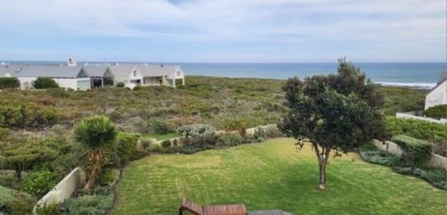 120 Flamingo Cl, Grotto Bay, Western Cape