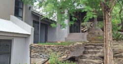 6 Bedroom House for Sale in Klein Windhoek