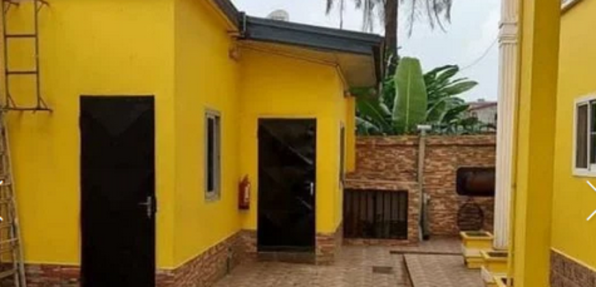 DUPLEX à Vendre, Douala