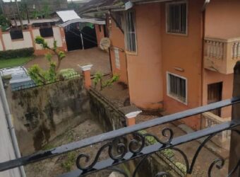 DUPLEX A VENDRE YAOUNDÉ, 180 000 000 FCFA