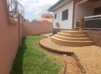 Maison à vendre, Yaoundé , 70 000 000 Fcfa