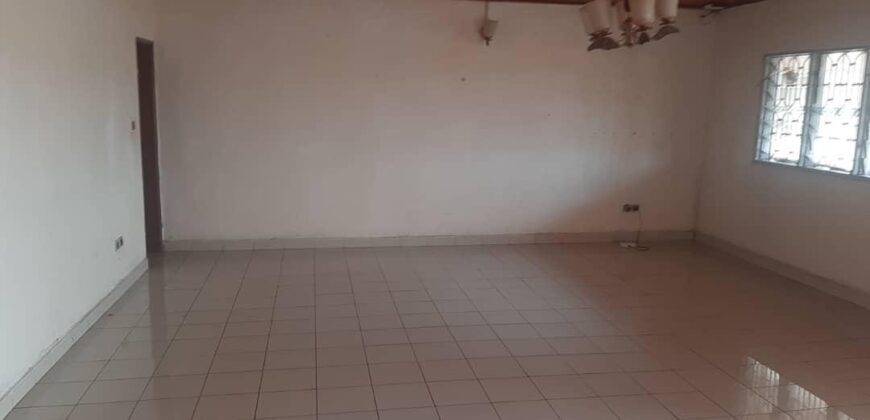 Maison à vendre, Yaoundé , 70 000 000 Fcfa