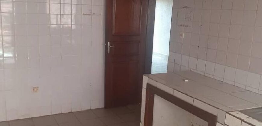 Maison à vendre, Yaoundé , 70 000 000 Fcfa