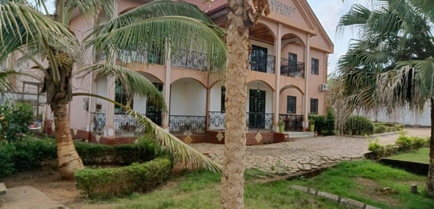 Triplex à Vendre à Yaoundé, 150.000.000 F CFA