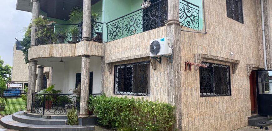 Duplex à vendre, Douala, 331,885,600 FCFA