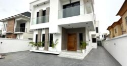 5 Bedroom House for Sale in Lekki 600000000 Naira