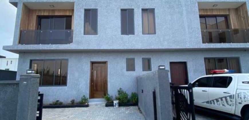 4 Bedroom House for Sale in Ikoyi-Obalende 350000000 Naira