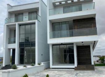 5 Bedroom House for Sale in Lekki Lagos 420000000 Naira