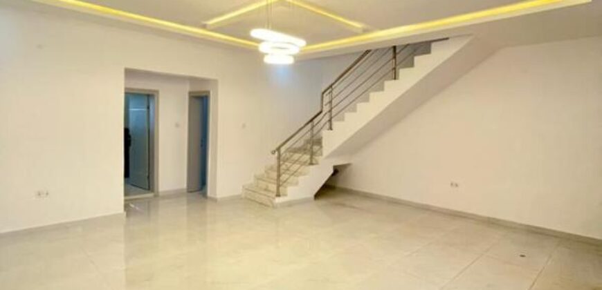 6 Bedroom House for Sale in Lekki Lagos 120000000 Naira