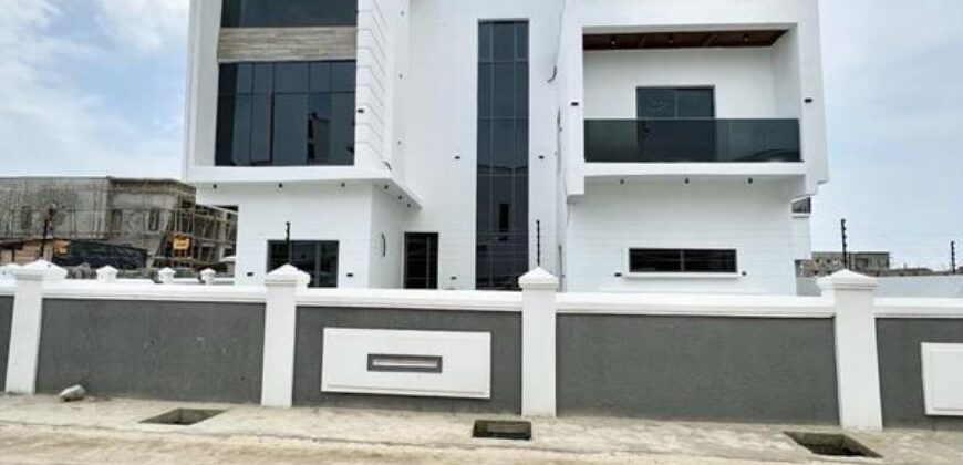 5 Bedroom House for Sale in Lekki Lagos 250000000 Naira