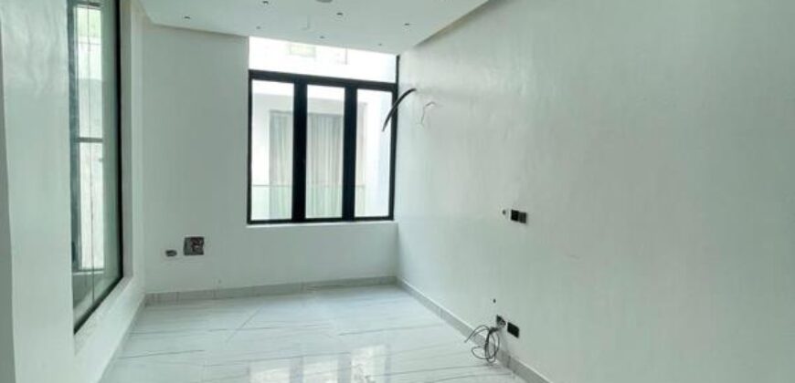 5 Bedroom House for Sale in Lekki Lagos 350000000 Naira