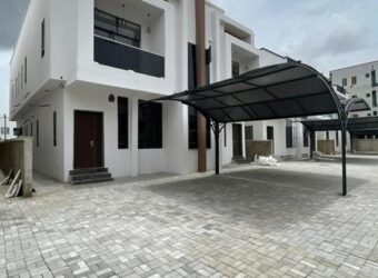 4 Bedroom House for Sale in Lekki 135000000 Naira