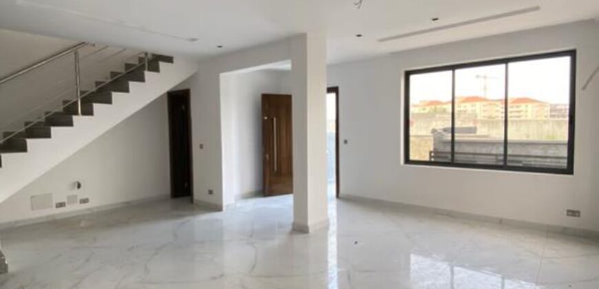 4 Bedroom House for Sale in Ikoyi-Obalende 350000000 Naira