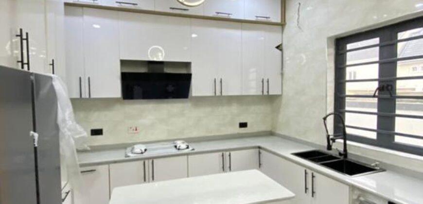 4 Bedroom House for Sale in Lekki 160000000 Naira