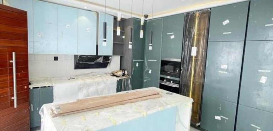 5 Bedroom House for Sale in Lekki 750000000 Naira