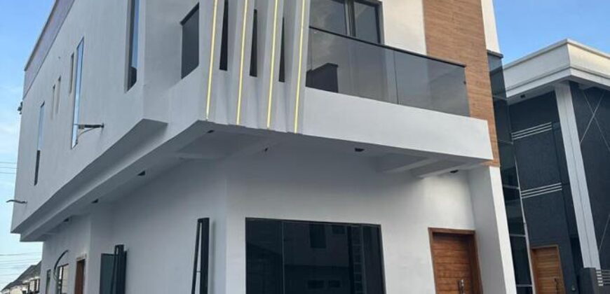 4 Bedroom House for Sale in Lekki 140000000 Naira