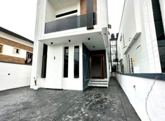 4 Bedroom House for Sale in Lekki, Lagos 150000000 Naira