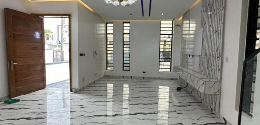 4 Bedroom House for Sale in Lekki, Lagos 150000000 Naira