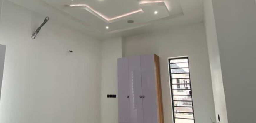 4 Bedroom House for Sale in Lekki 140000000 Naira