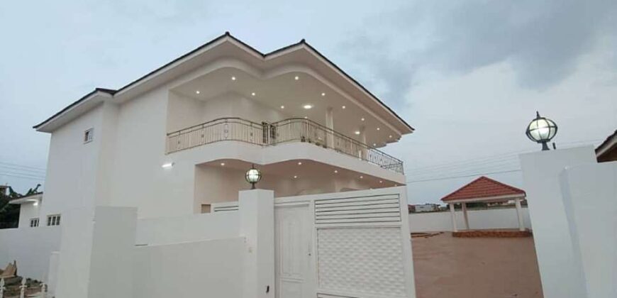 An Ultra Modern Executive Detached 6Bedrooms House For sale in oasis Estate at Spintex/East airport, Accra