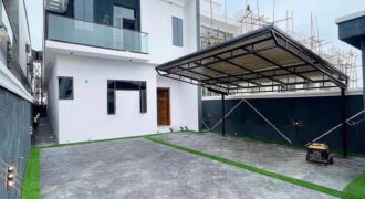 5 BEDROOM FULLY DETACHED DUPLEX