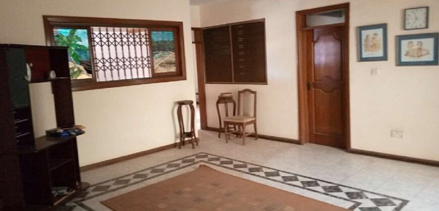 6BEDROOM HOUSE FOR SALE AT SAKUMONO, ACCRA