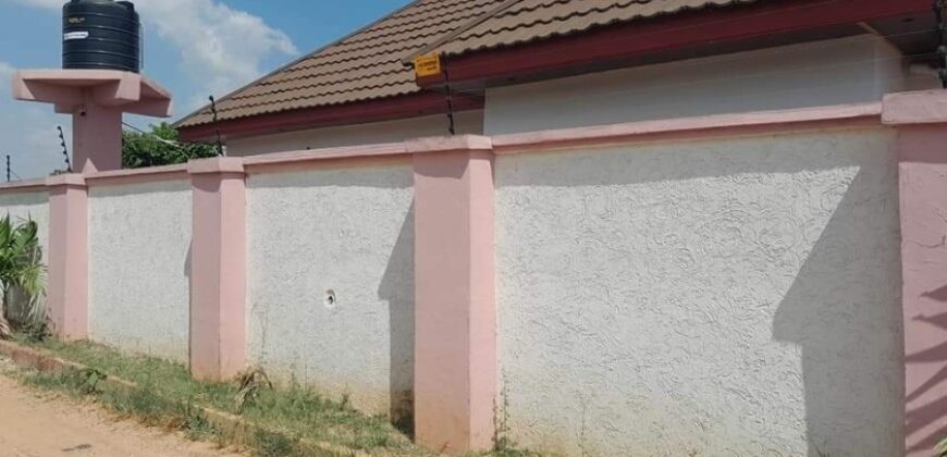 4 Bedrooms House for Sale, Kumasi GHS800 0000