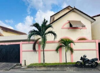 Duplex de 6 Chambres à Vendre, Angré cité, Cocody, Abidjan
