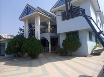 LUXURY HOUSE IN ACCRA