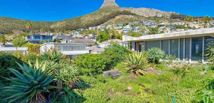 Architectural excellence and exquisite views in Fresnaye Cape Town.