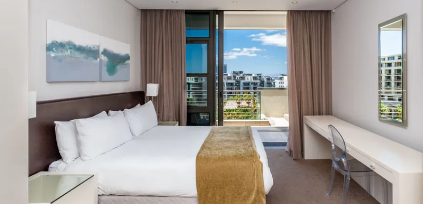 Luxurious Penthouse With Ocean Views, R56 350 000 ZAR