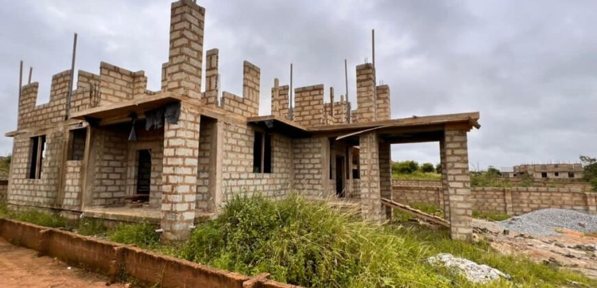 Uncompleted 6bedrooms all ensuite for sale at Amasman Doblo