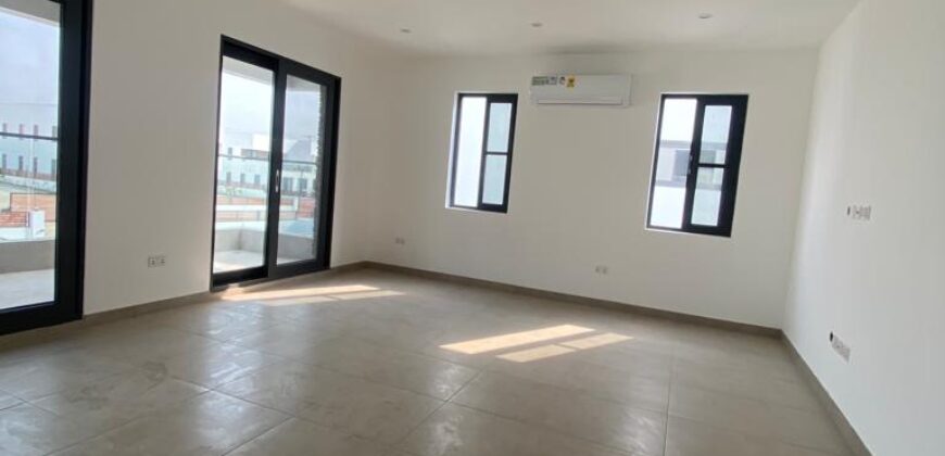 Four 4-Bedroom Townhouses for Sale/Rent at Tse Addo