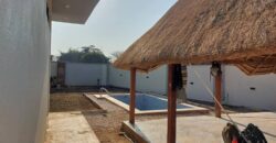 Nouvelle villa à vendre au golf battant avec piscine – Lubumbashi