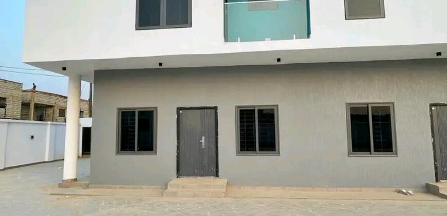 Exexutive 2/3 Bedroom teracce house for rent@ Haatso