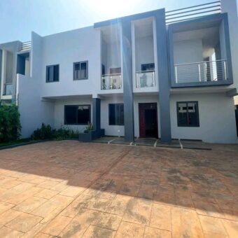 Exexutive 4Bedroom house for rent@ Adjringanor