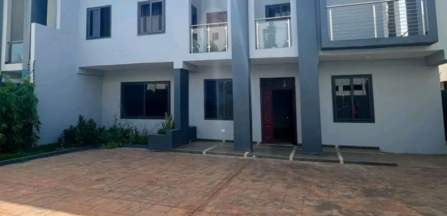 Exexutive 4Bedroom house for rent@ Adjringanor