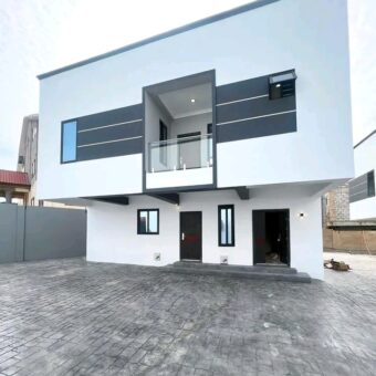 Ultra modern 2 Bedroom townhouse for rent@ EAST LEGON