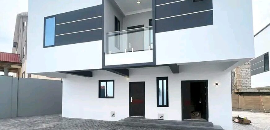 Ultra modern 2 Bedroom townhouse for rent@ EAST LEGON