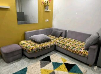 Fully furnished 1bedroom apartment for short let@ Ogbojo