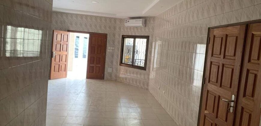 4 Bedroom House for Sale in Lome Maritime 80000000 Franc cfa