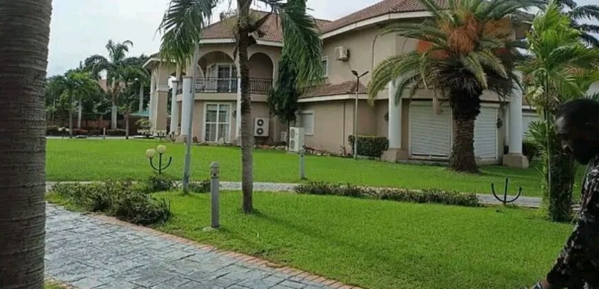 Luxurous 6Bedroom masion house for sale @ Trasacco valley