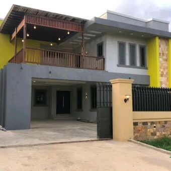 Luxurous 4Bedroom Townhouse@ Tseaddo