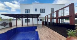 5BEDROOM WITH 1BEDROOM STAFF QUARTERS AND A SWIMMING POOL HOUSE FOR SALE.