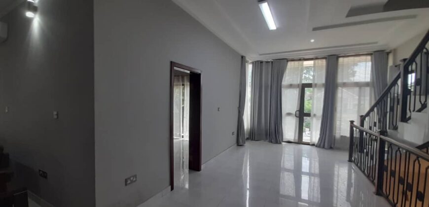 EXECUTIVE 5-BEDROOM 2-STOREY FULLY FURNISHED HOUSE FOR RENT AT CANTONMENT.